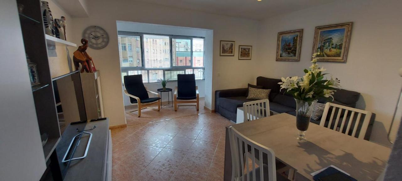 Apartamento Velazquez Malaga Luaran gambar